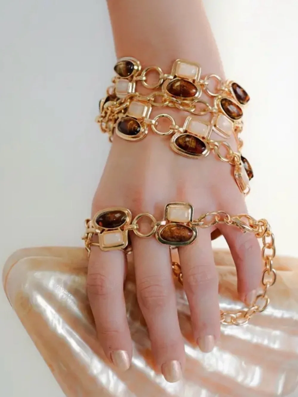Ruby Red Amber Brown Pearl alternating Pattern Chain Belt Adjustable NWT